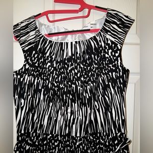 Calvin Kline Spring Dress with tie Size 14